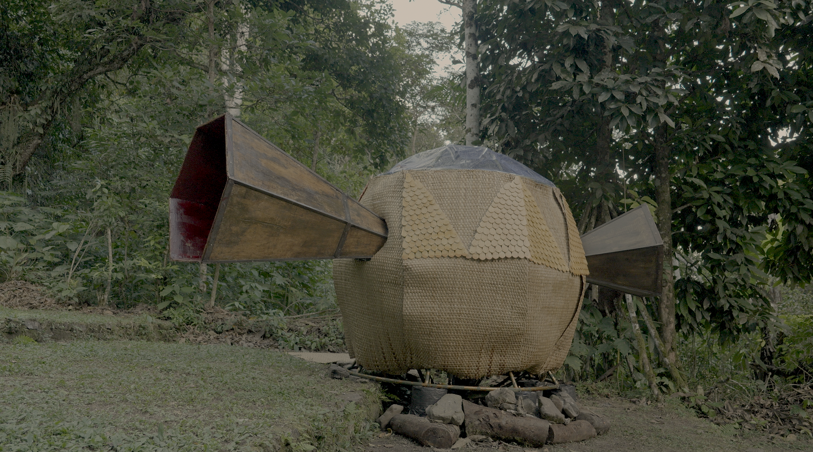 Realización de artefacto sonoro